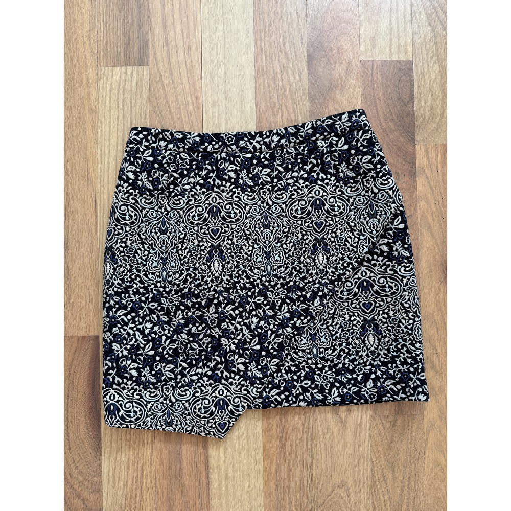 H&M Black White Gold Paisley Print Lined Mini Skirt Side Zip Size 8